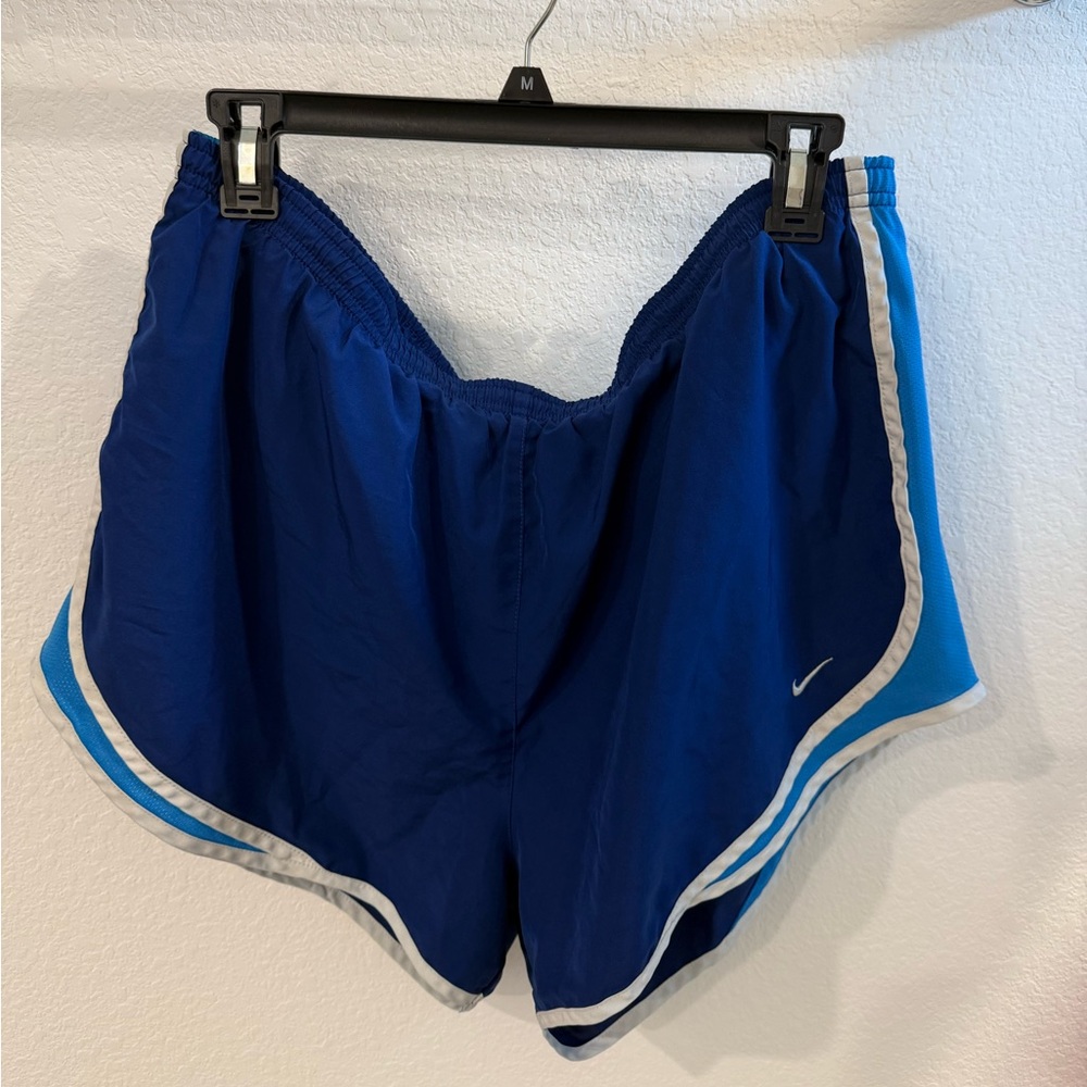 NIKE RUNNING SHORTS - Picture 5 of 6